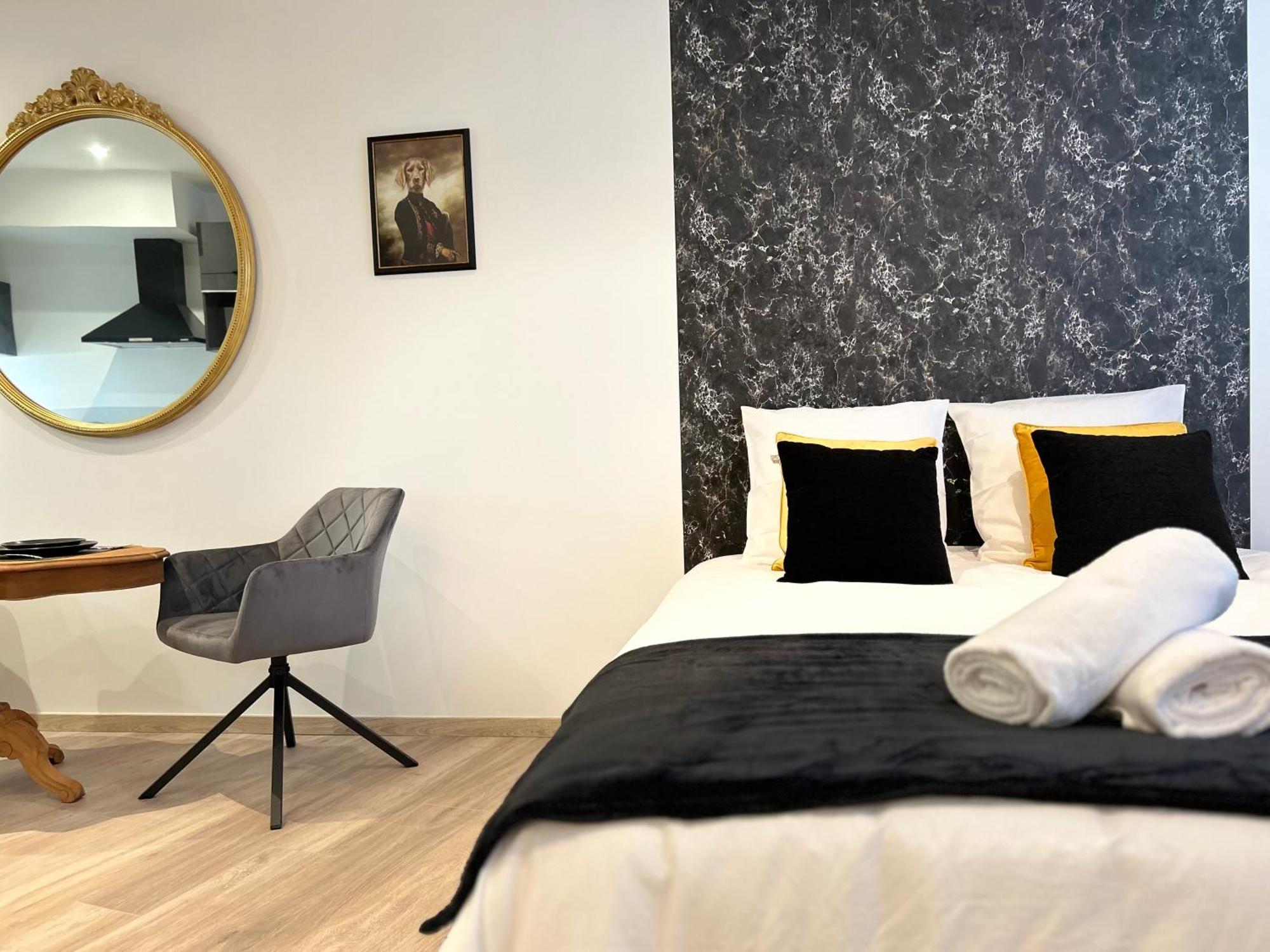 L'Ecrin - Central - King Bed - Calme - Luxe Арас Екстериор снимка